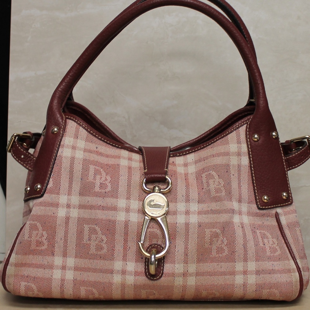 Elegant Plaid Handbag - Burgundy and Cream